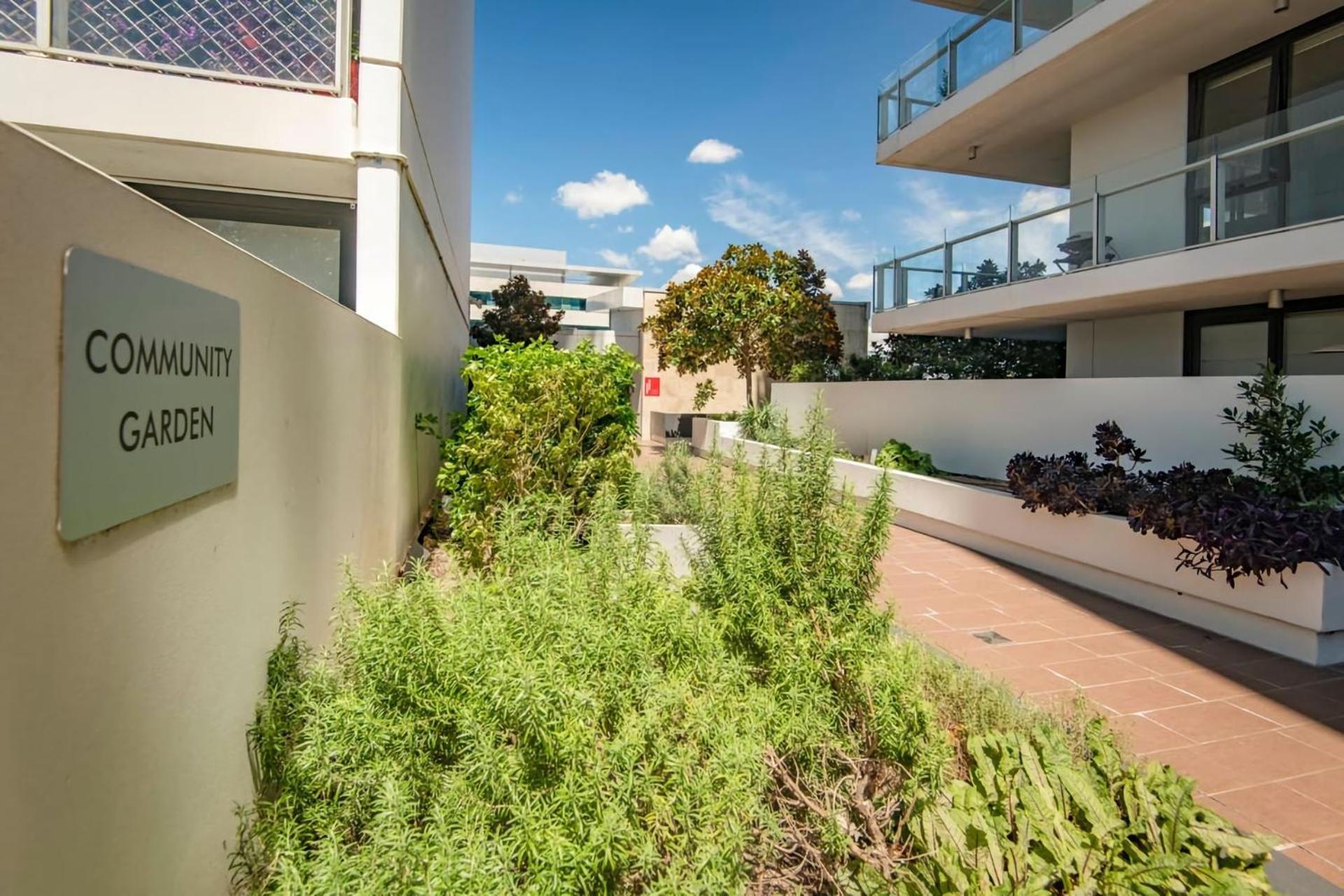 Sensational With Views Apartment *