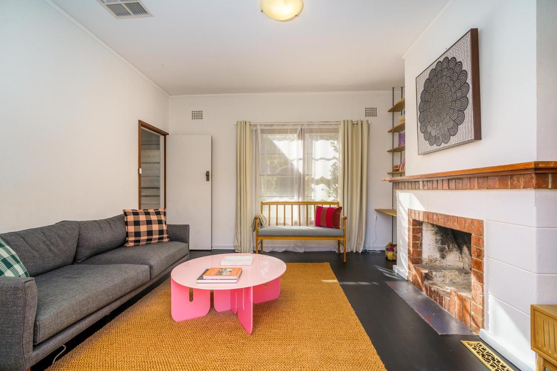 Tranquil 2br Near Lovers Lock And Shops Holiday home Canberra
