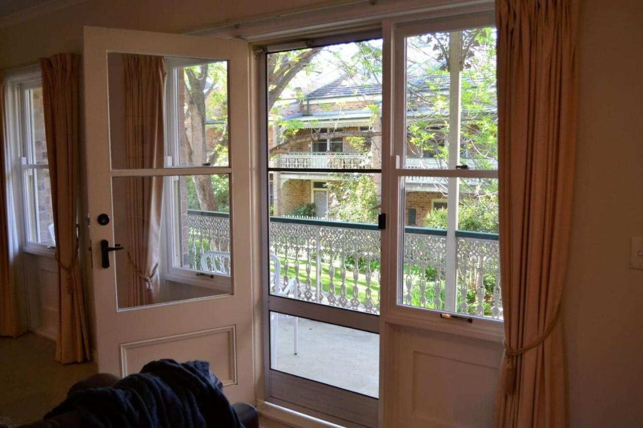 Spacious 2br Next To The Camberra