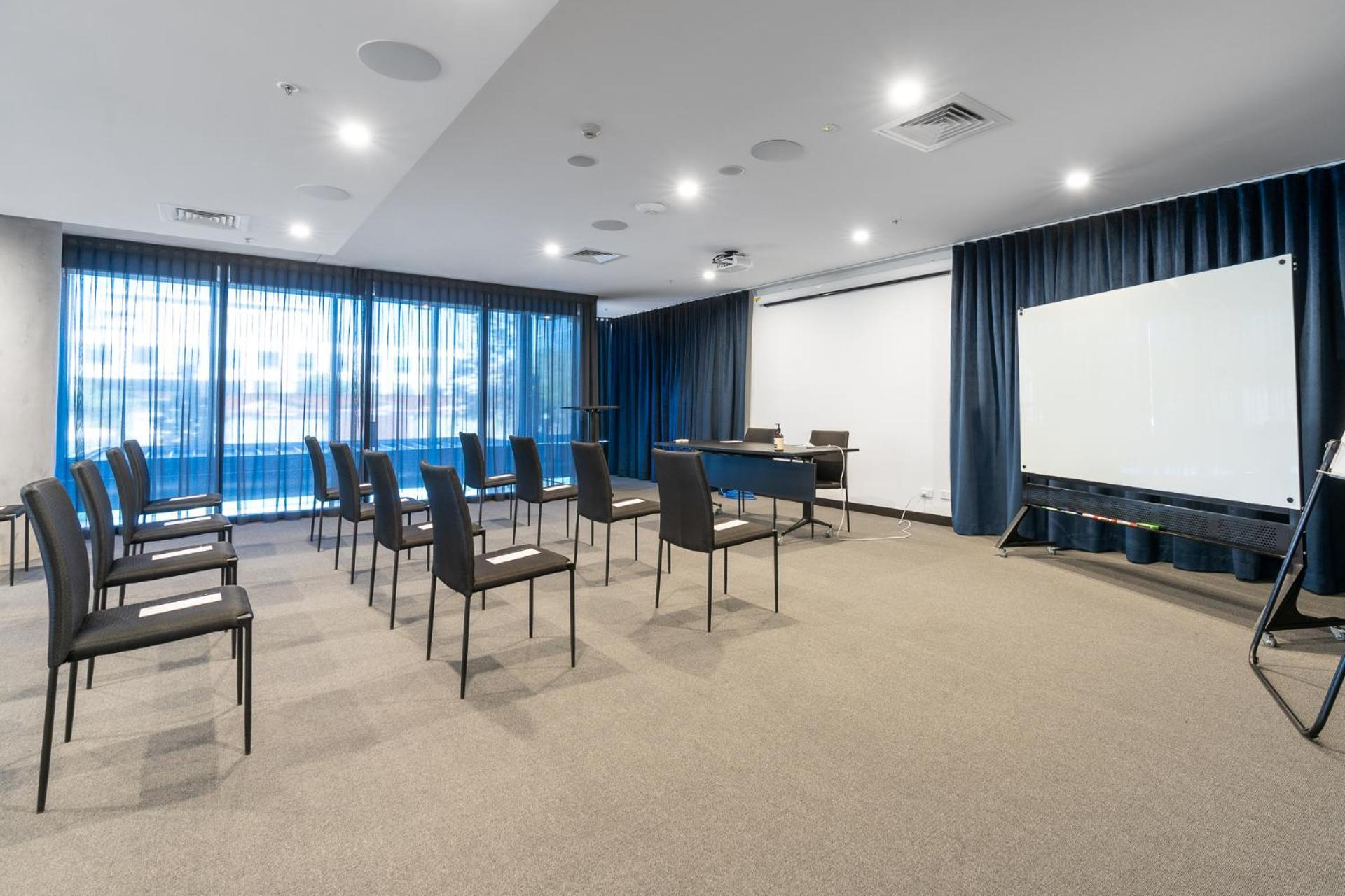 Private In The Heart Of Braddon Apartment Canberra