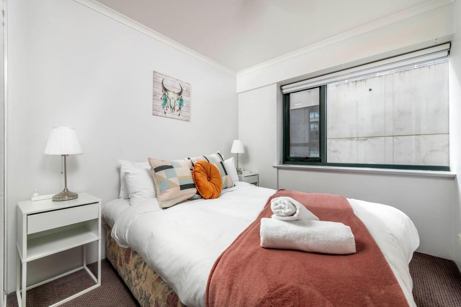 Braddon Gem - Your Away From * Canberra