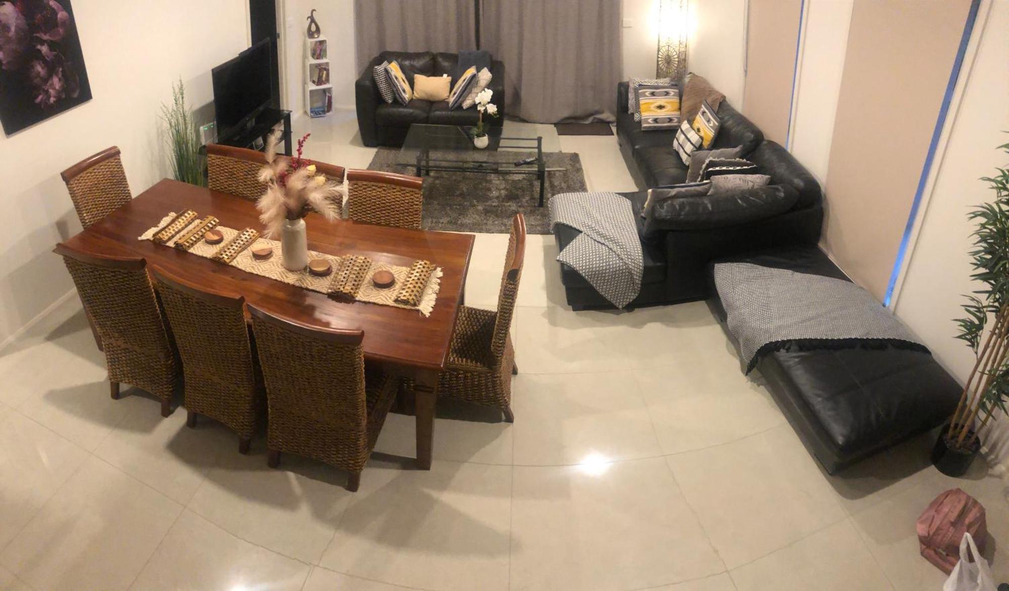 Serene Home-4 Bedroom Ensuite * Canberra