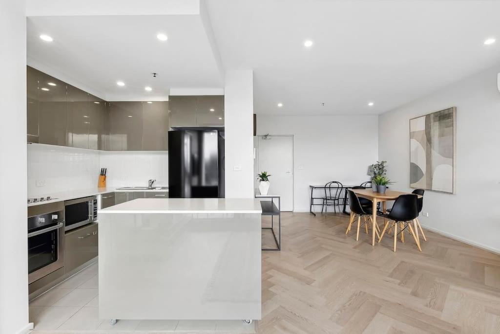 Modern Renovated Cbd * Canberra