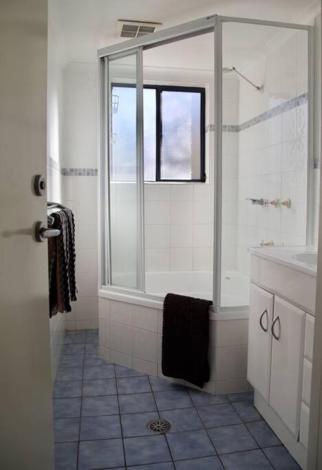 The Bedford At Braddon - 2br With Free Parking & Wifi Apartment Canberra
