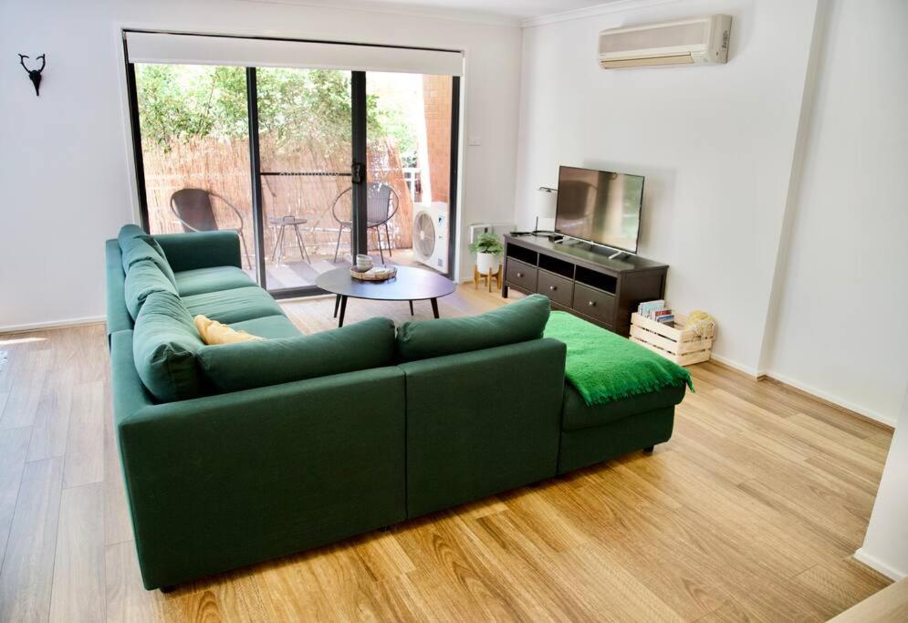 The Bedford At Braddon - 2br With Free Parking & Wifi * Canberra