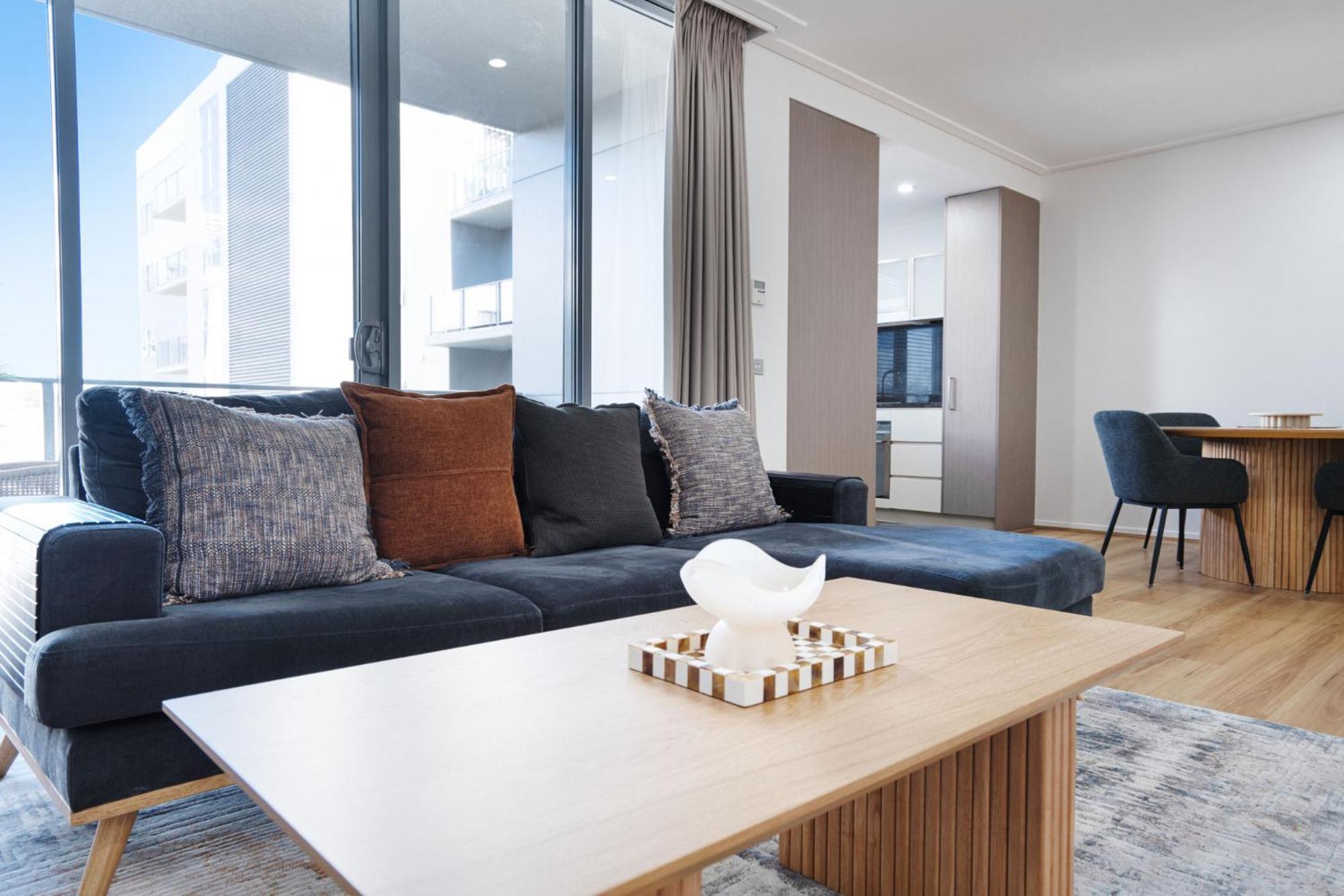 Modern 1-bed Unit With Pool Views And Balcony Apartamento Camberra