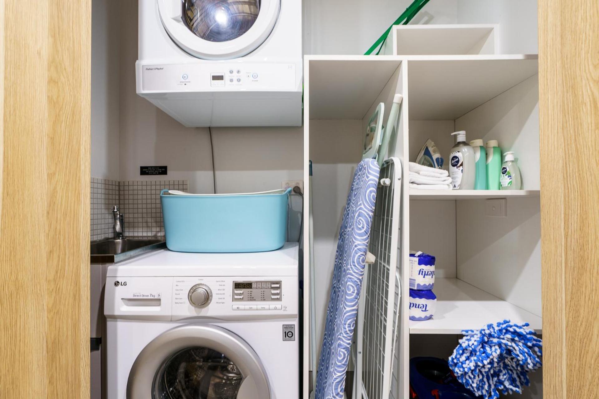 Cosy With Study In Braddon * Canberra
