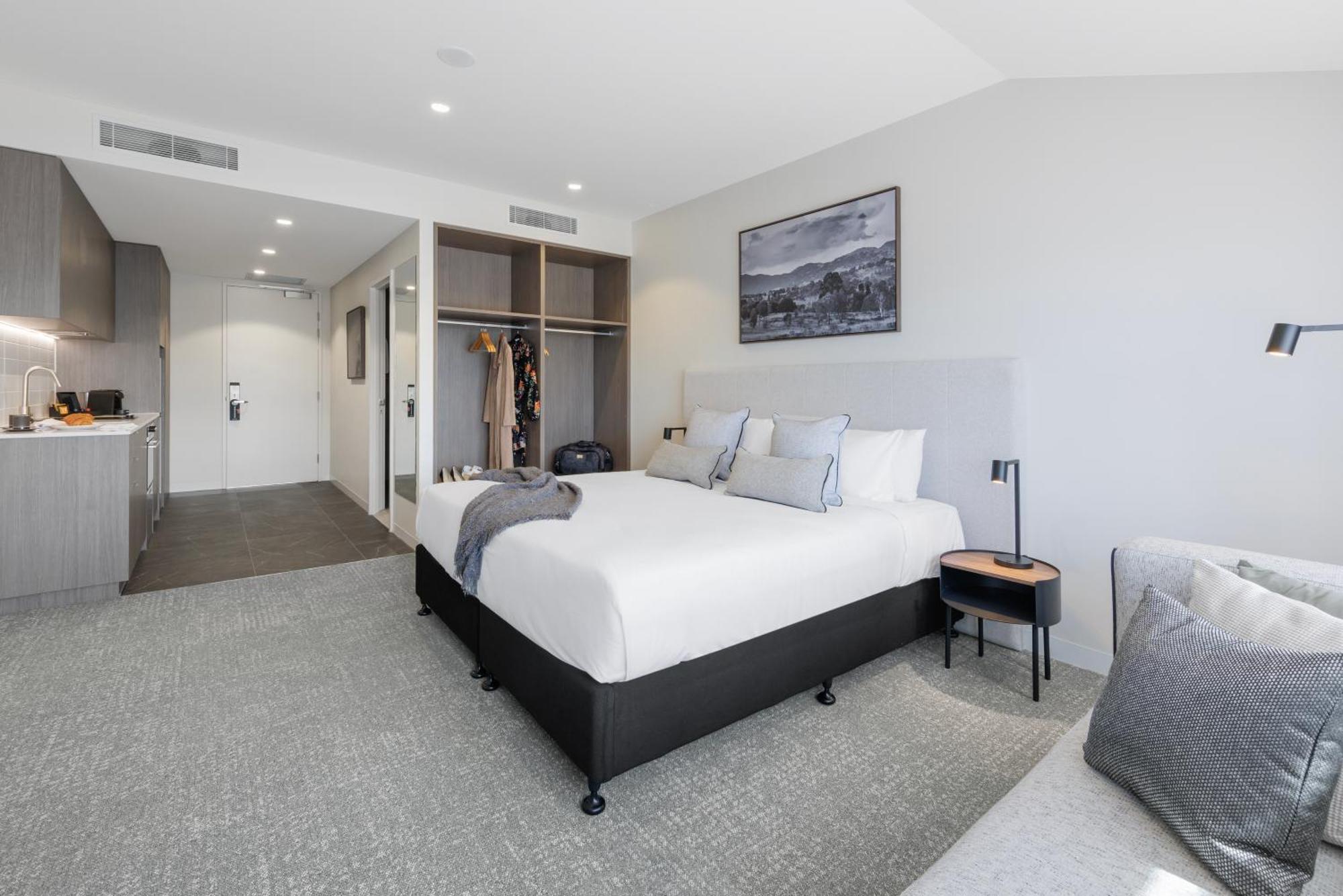Apartment Punthill Canberra