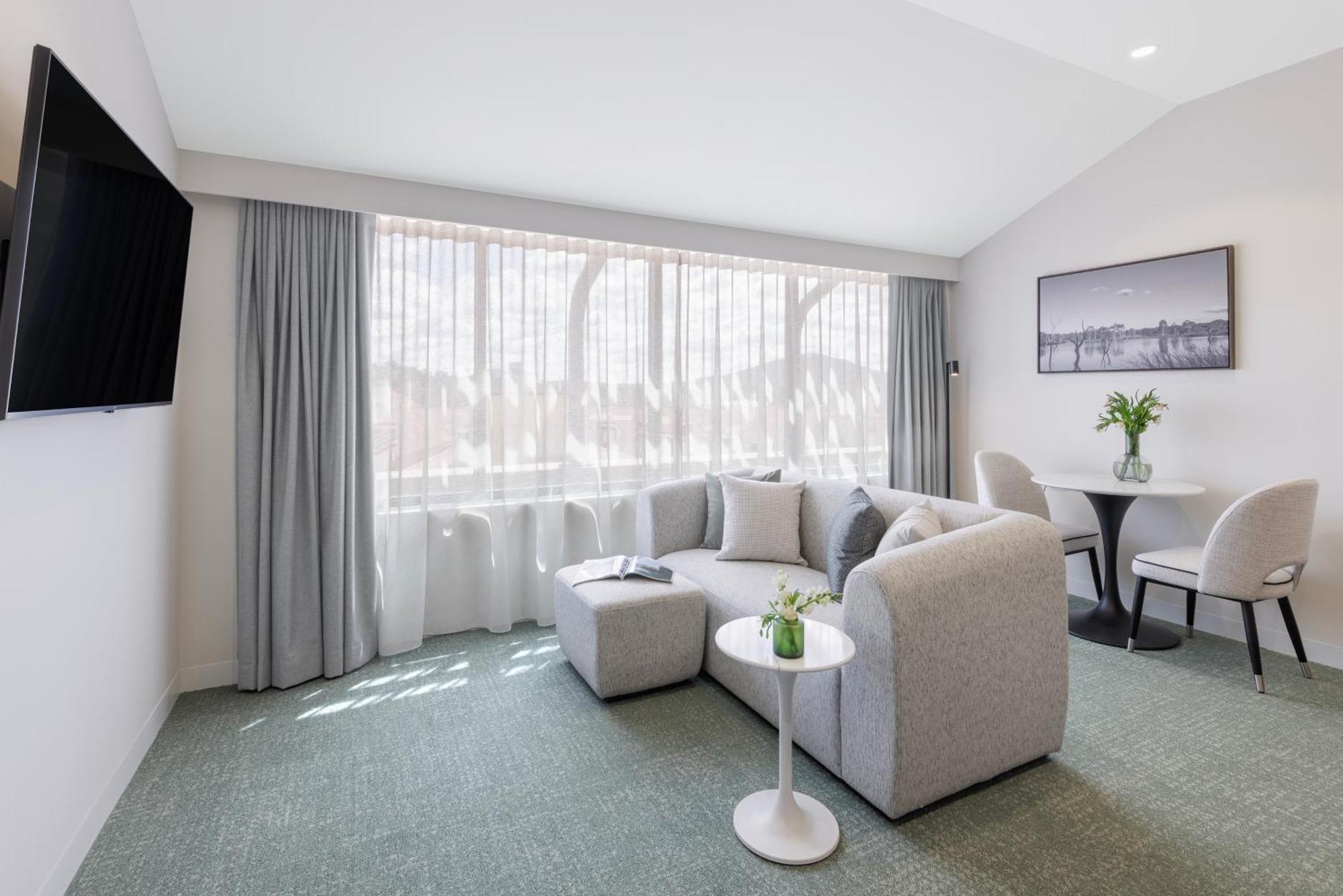 Punthill Apartment *