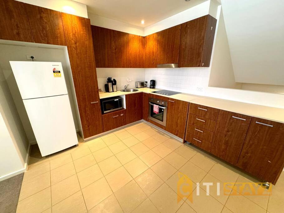 Apartment Pretty Penthouse - Close To Anu Canberra
