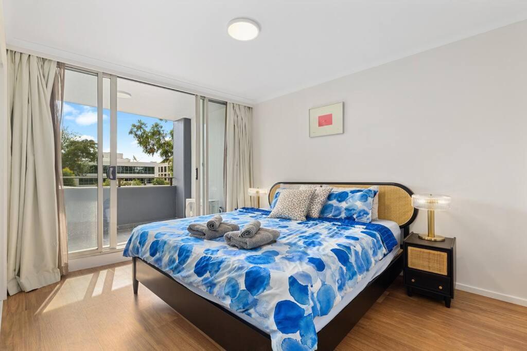 A Wabi-sabi Style At Apartment Canberra
