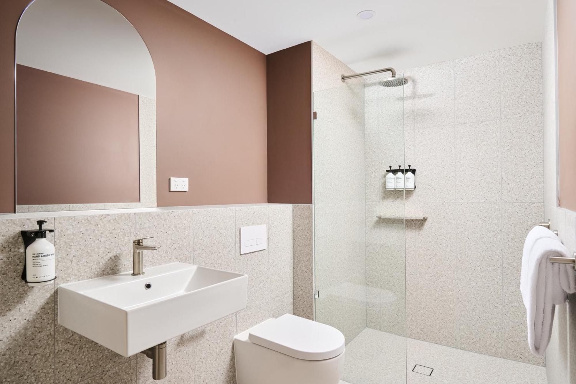 Hotel Abode Phillip Canberra