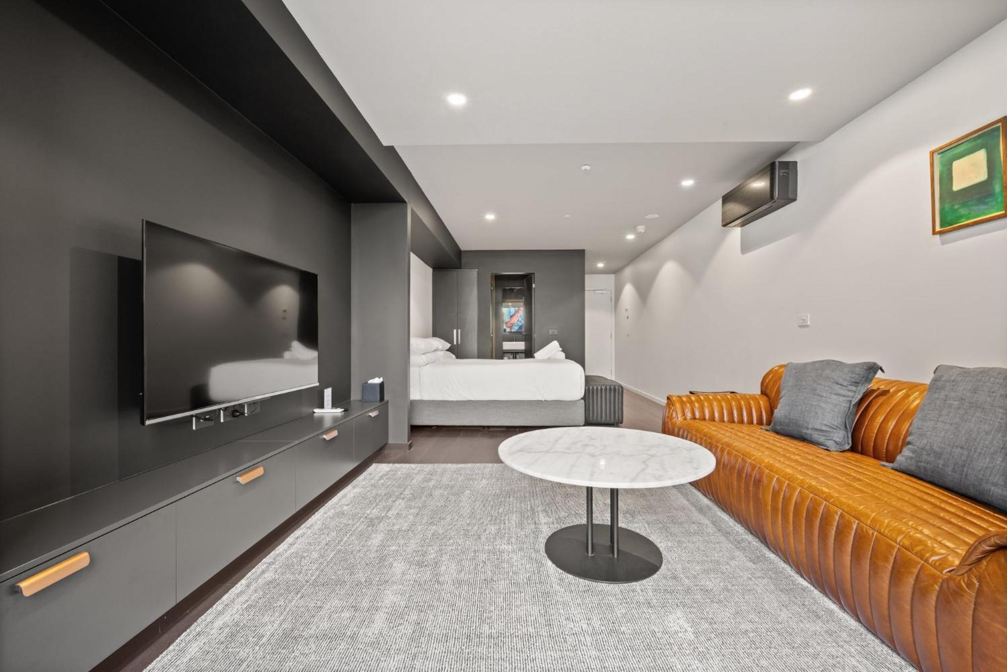Apartment Braddon Studio: Heart Of *