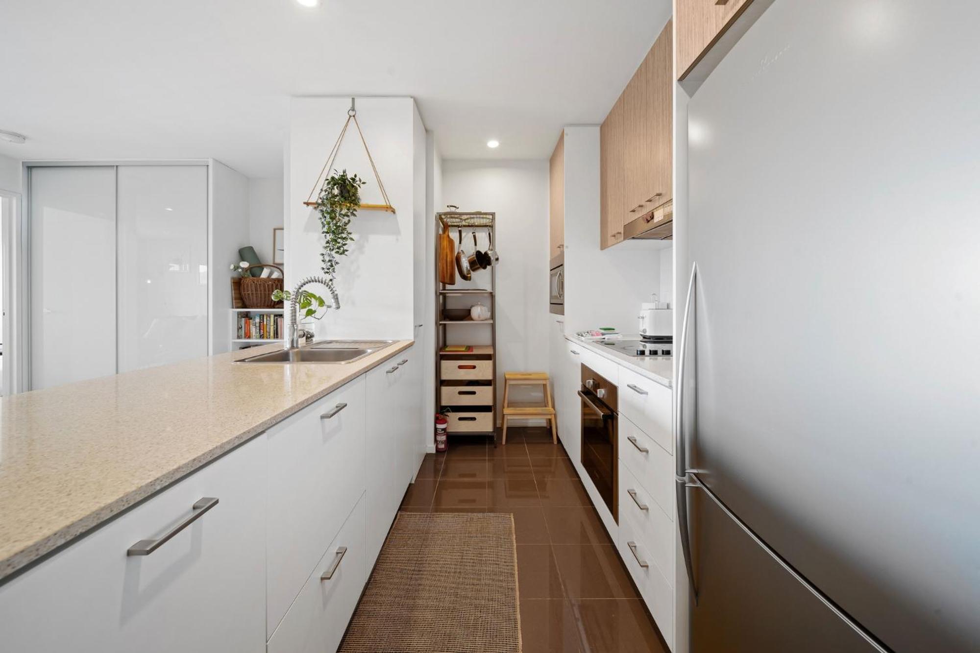 Spacious Inner-city 1-bed In Trendy Braddon * Camberra