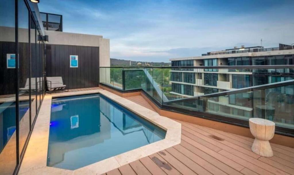 Apartment Retreat With Pool