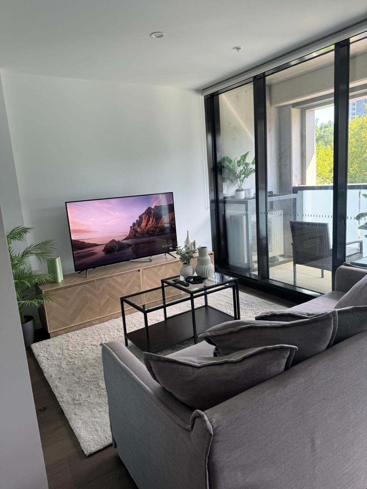 Apartment Retreat With Pool