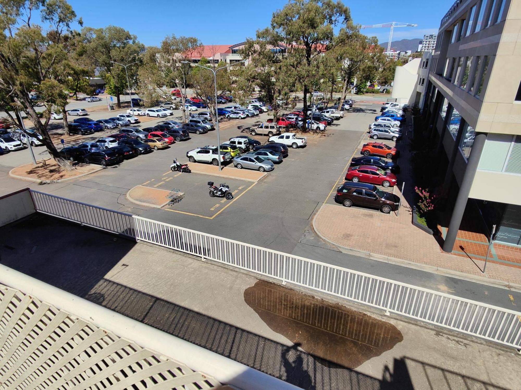 Tuggeranong Short #11c - Sleeps 8 Apartment *