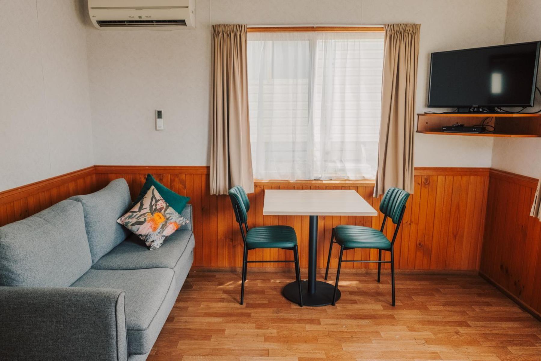 Holiday park Alivio Tourist Park 4*