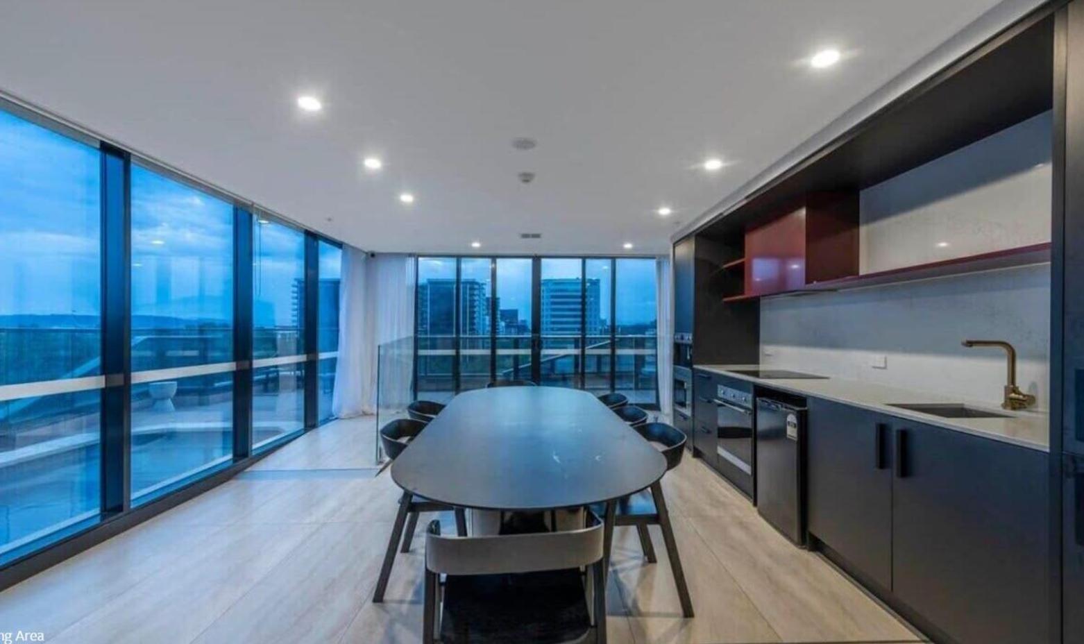 2br-2br-1car-cbd-pool-shopping Apartment Canberra