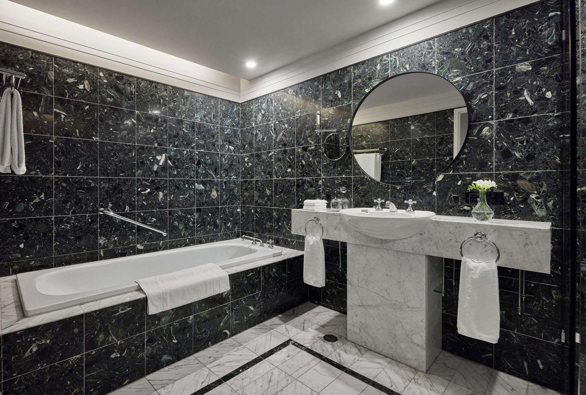 Hyatt - A Park Hyatt Hotel Canberra