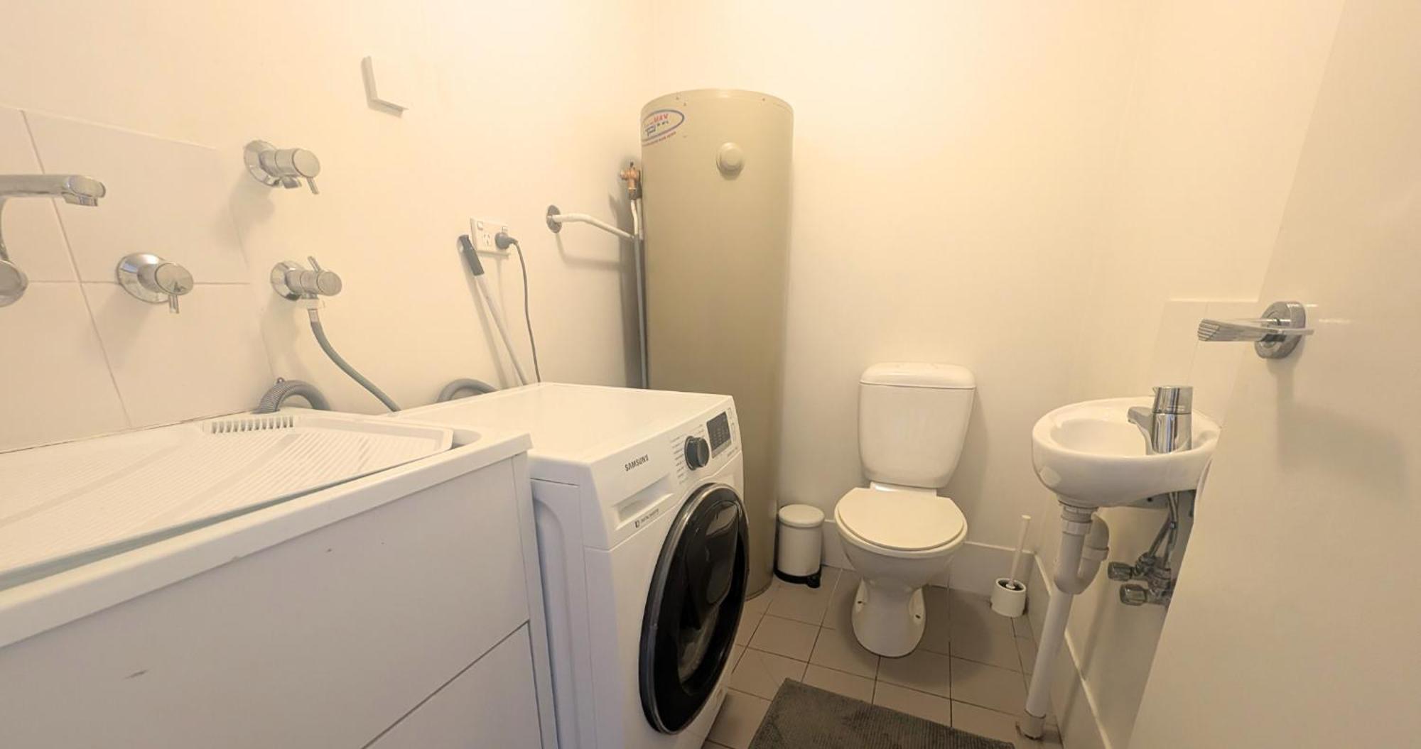 Apartment Dana-cozy Private In Shared Apt-rm 2