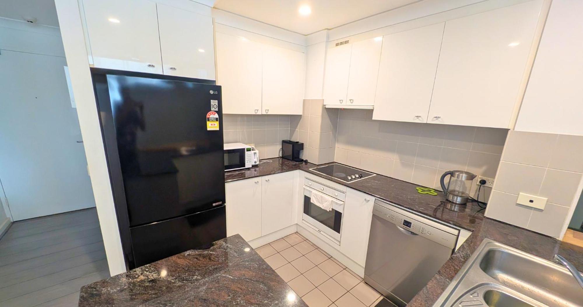 Dana-cozy Private In Shared Apt-rm 2