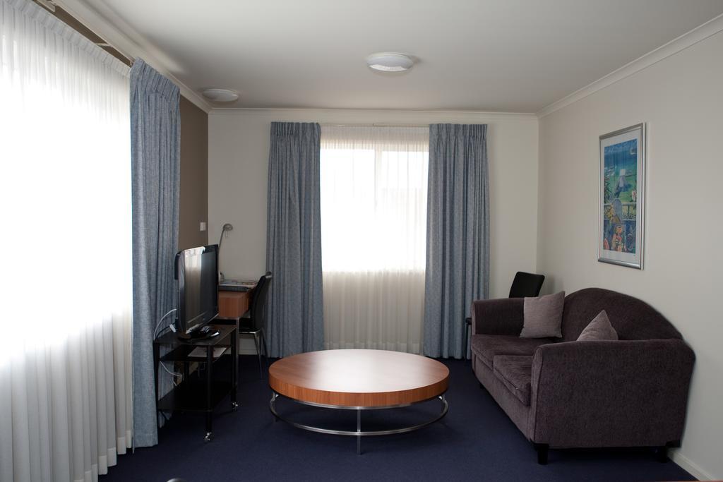 Ramada Encore By Wyndham Belconnen