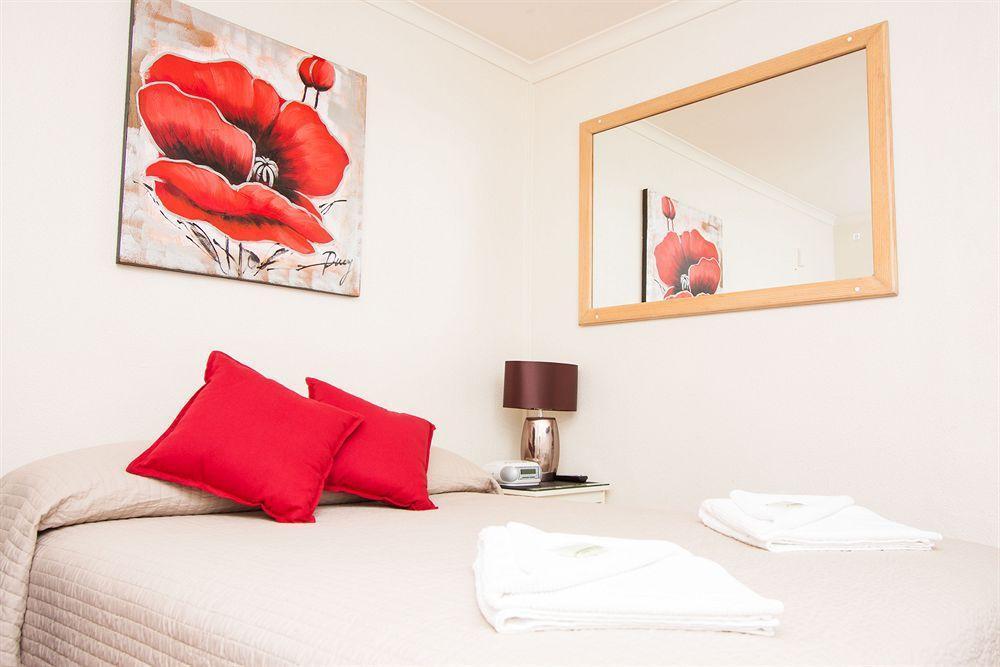 Aparthotel Short Term And 3*