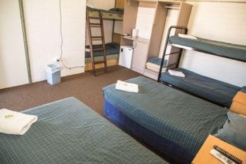 Hotel Greenleigh Central Canberra