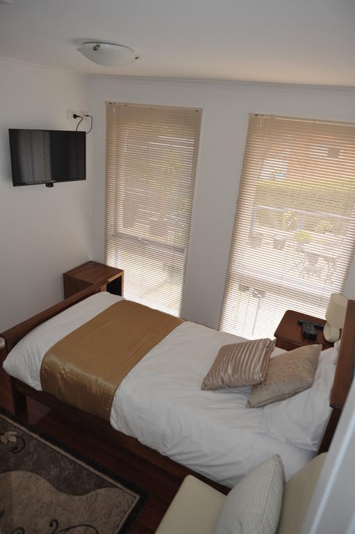 Bed & Breakfast The Pommy Tree 4*