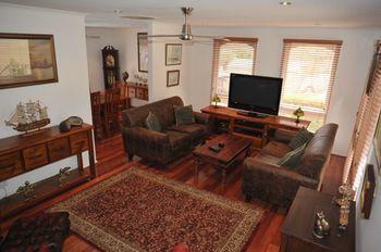 Bed & Breakfast The Pommy Tree 4*