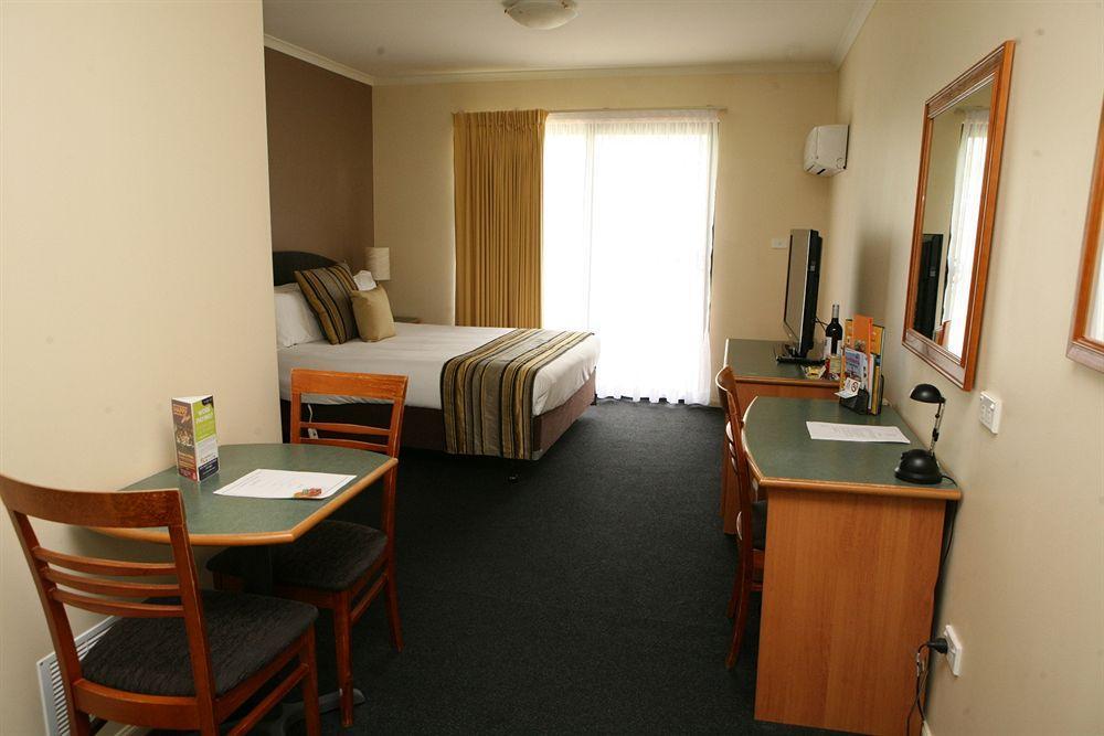 Alpha 4* Canberra