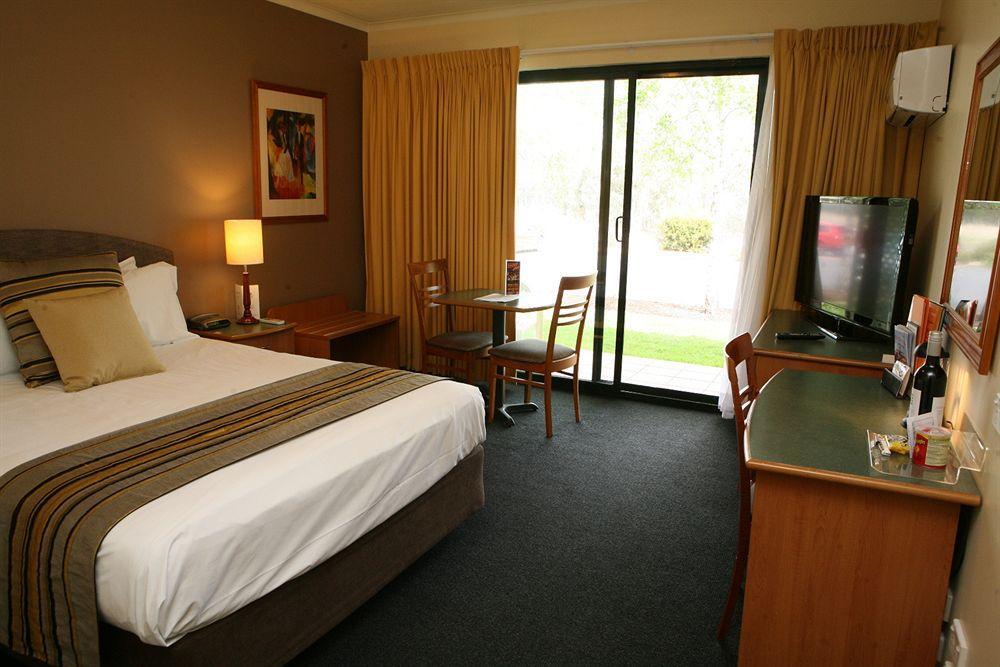 Alpha Hotel