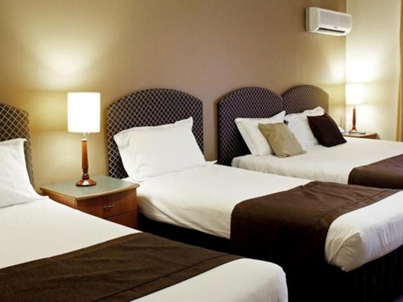 Alpha Hotel