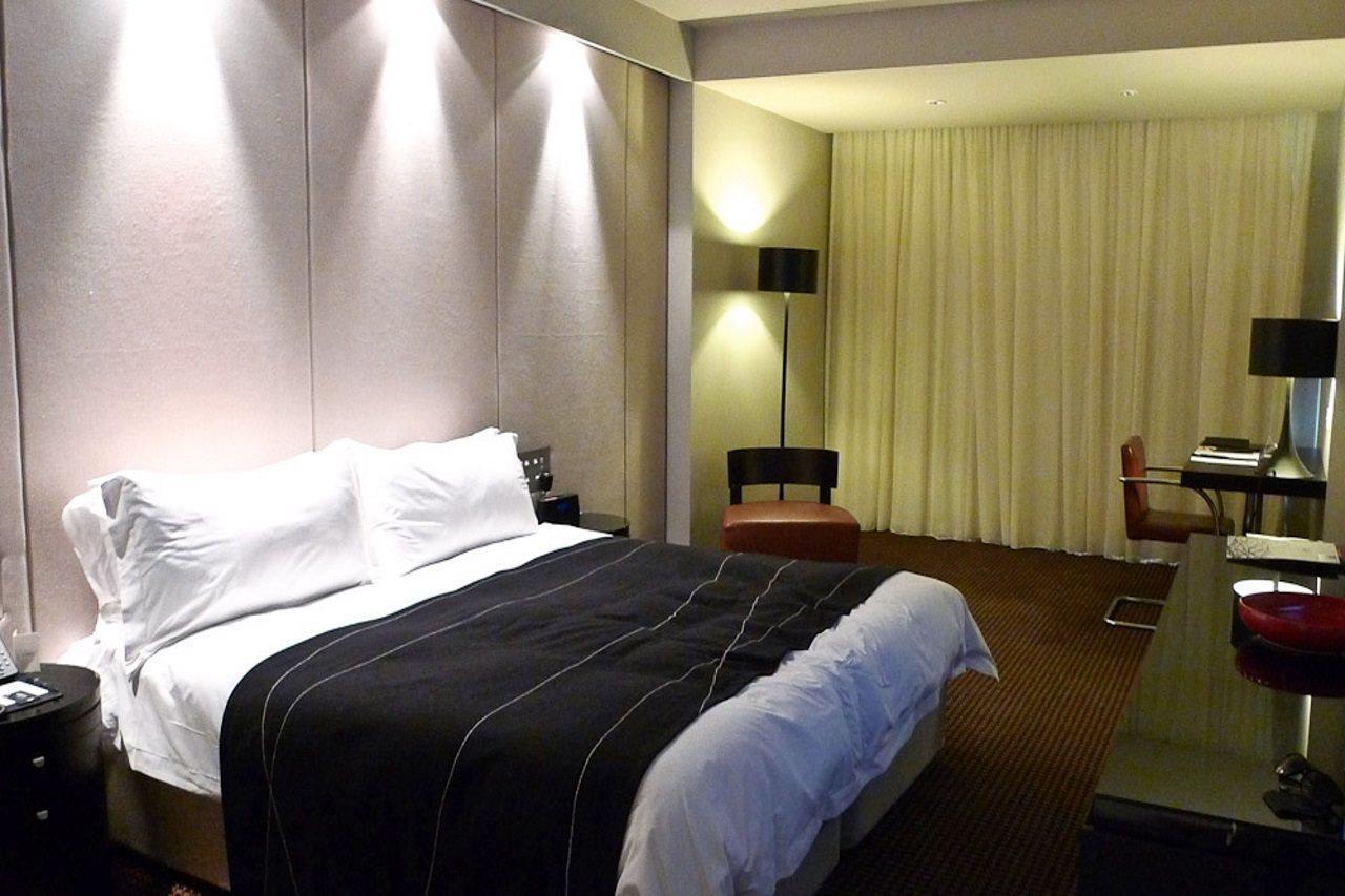 Hotel Realm 5*