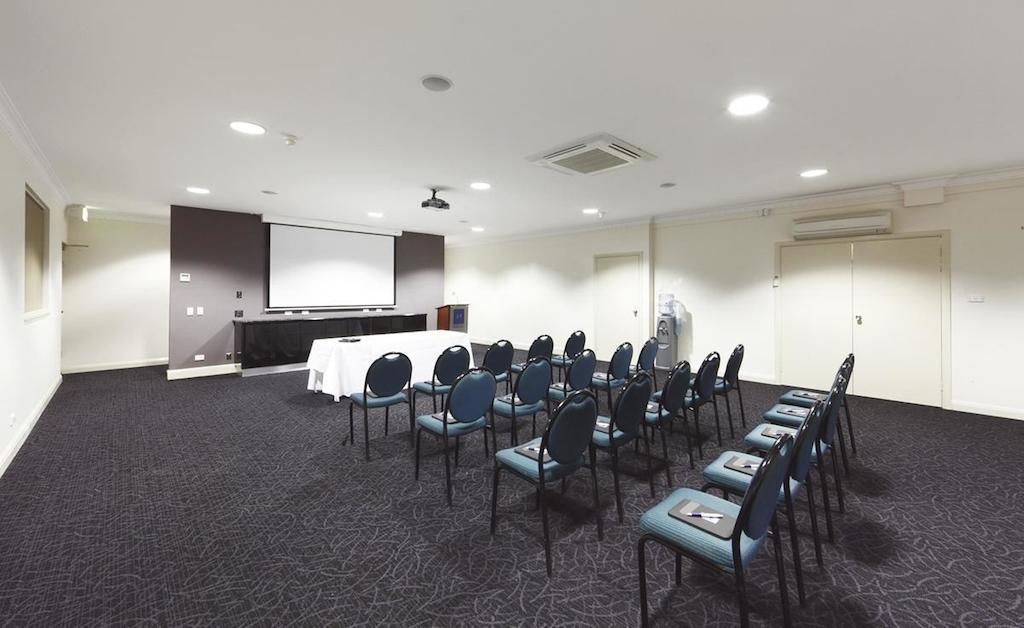 Ibis Styles Hotel Camberra
