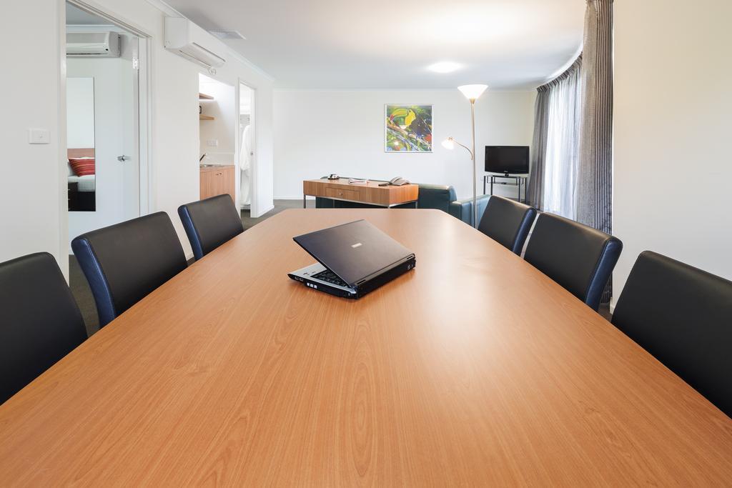 Ramada Encore By Wyndham Belconnen
