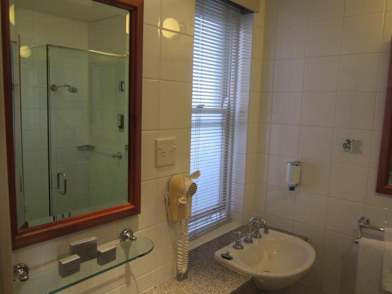 House - Anu 3* Canberra