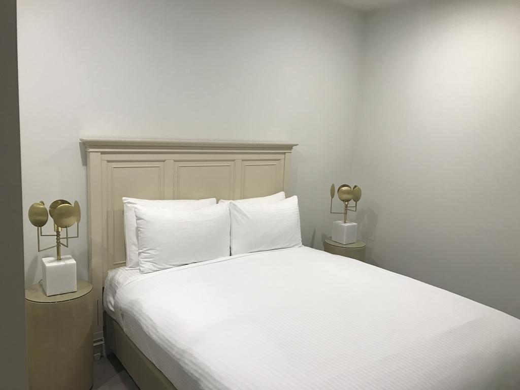 Knightsbridge 4* Canberra