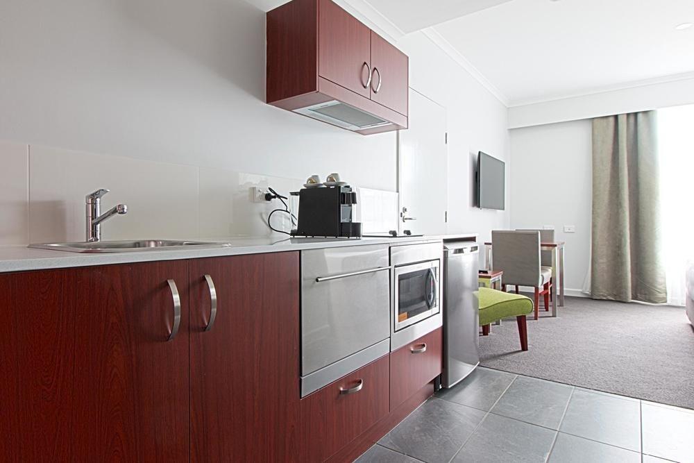 Hotel Abode Narrabundah Camberra