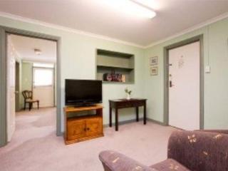 Aparthotel Short Term And Canberra