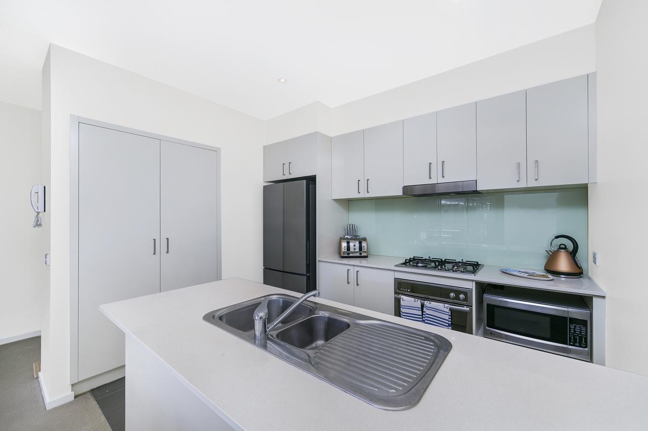 Accommodate - Dawes St. Apartment