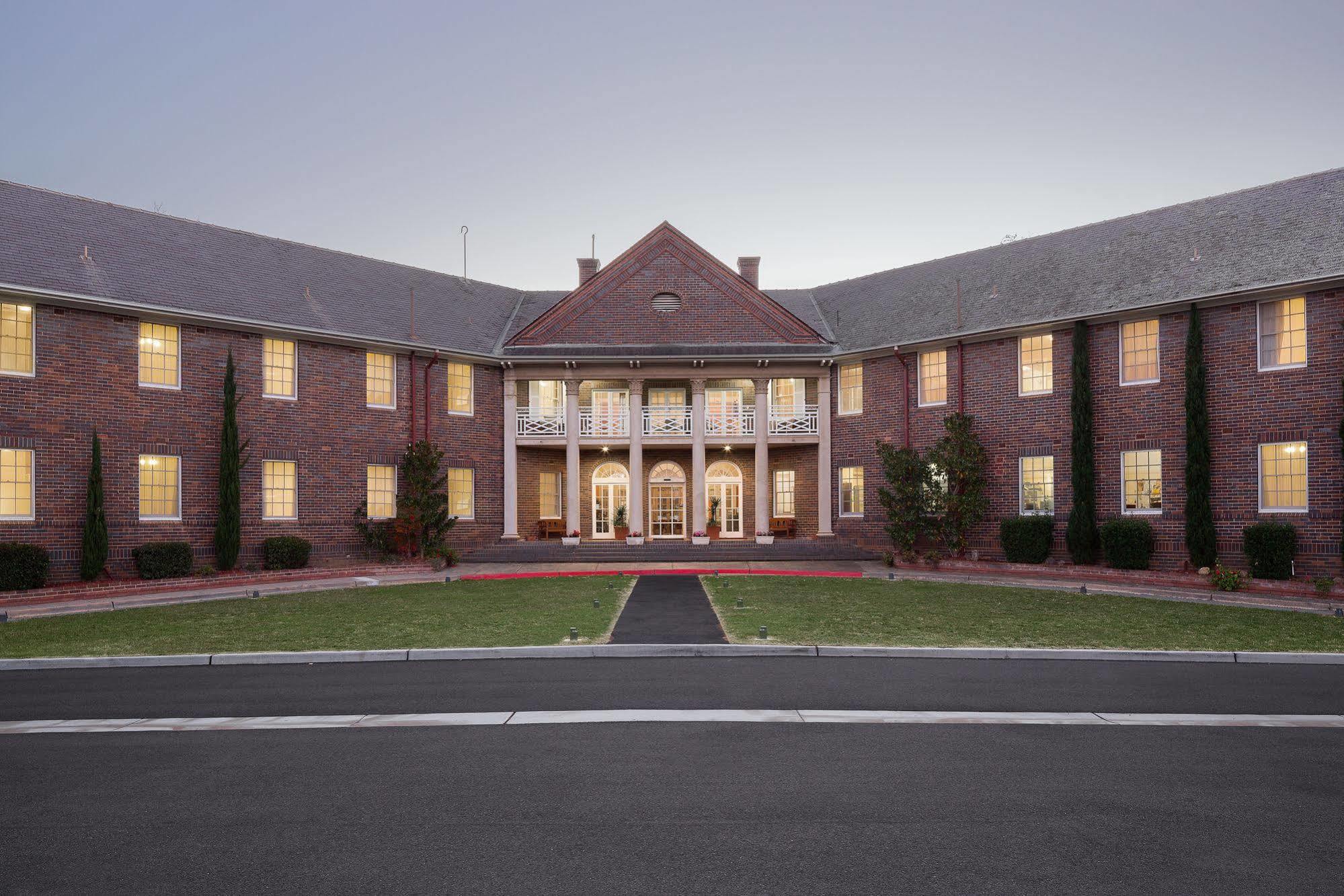Brassey - Managed By Doma Hotel Canberra