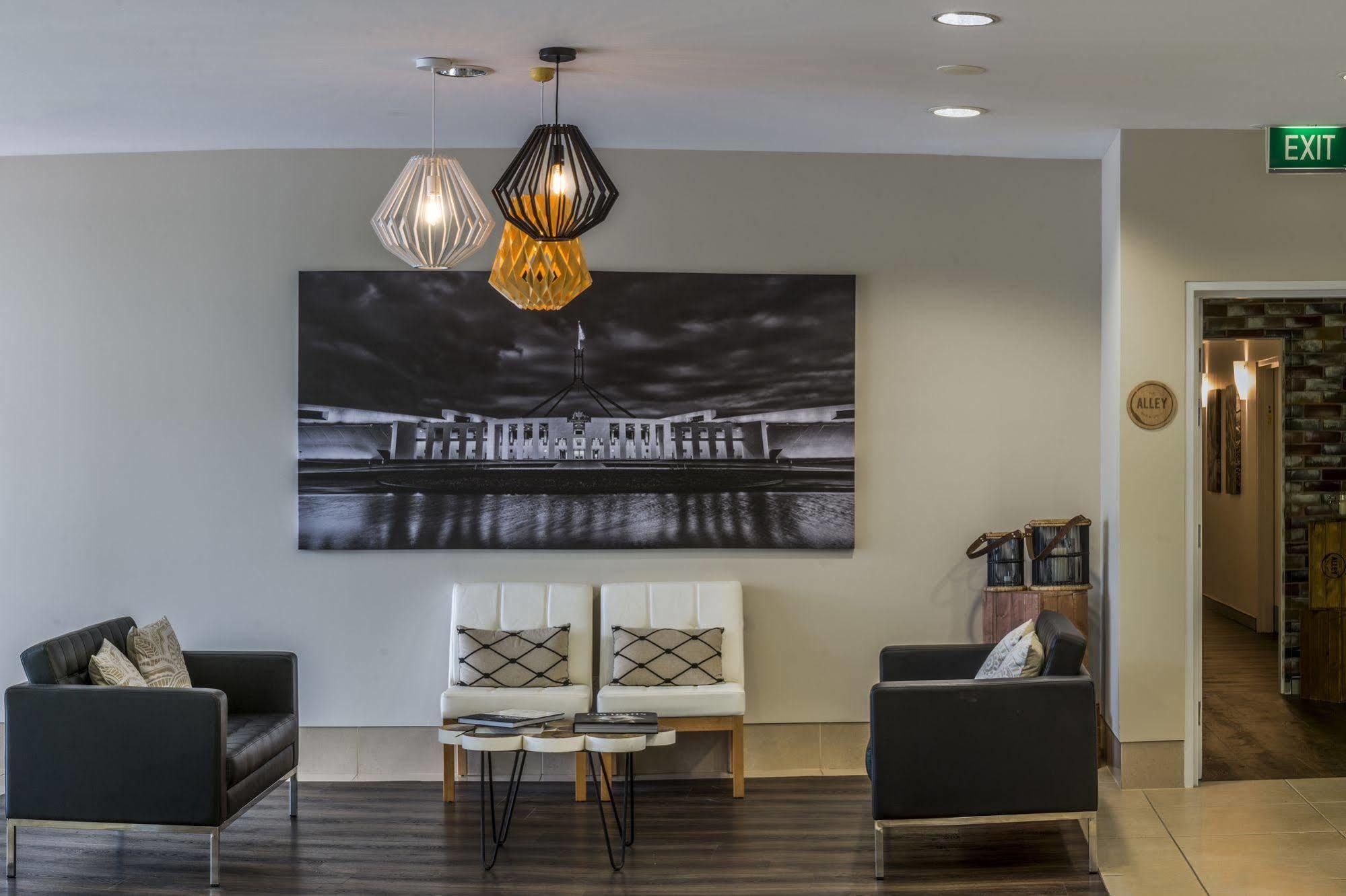Pacific Aparthotel Canberra