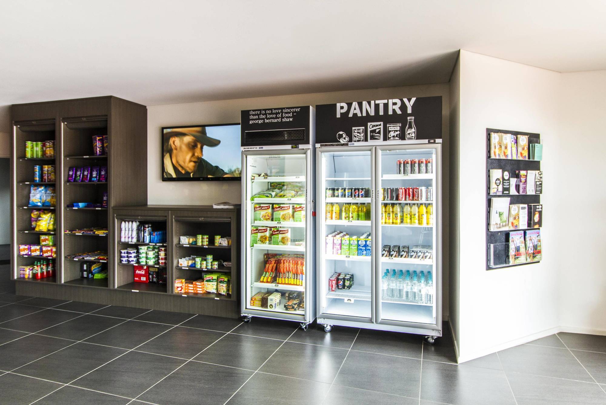 Aparthotel Abode Tuggeranong Canberra