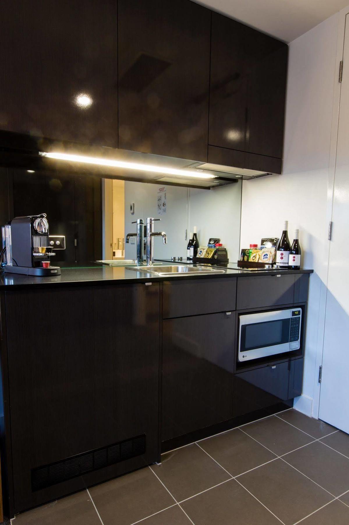 Hotel East And 4*