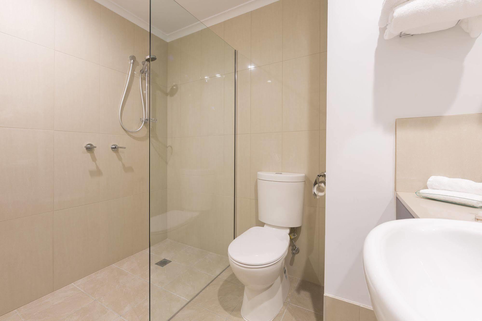 Hotel Ramada Encore By Wyndham Belconnen