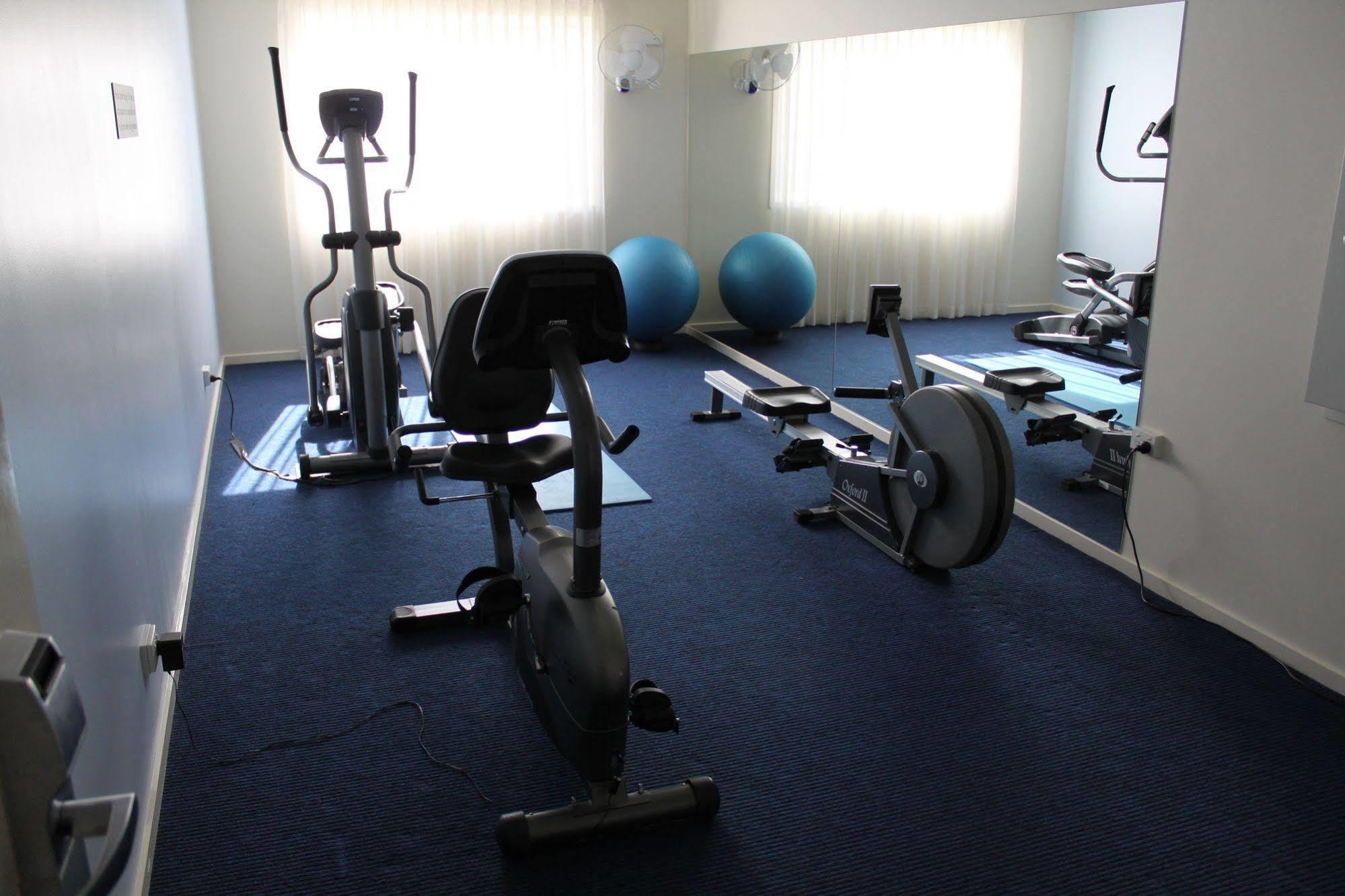 Ramada Encore By Wyndham Belconnen Hotel 4*