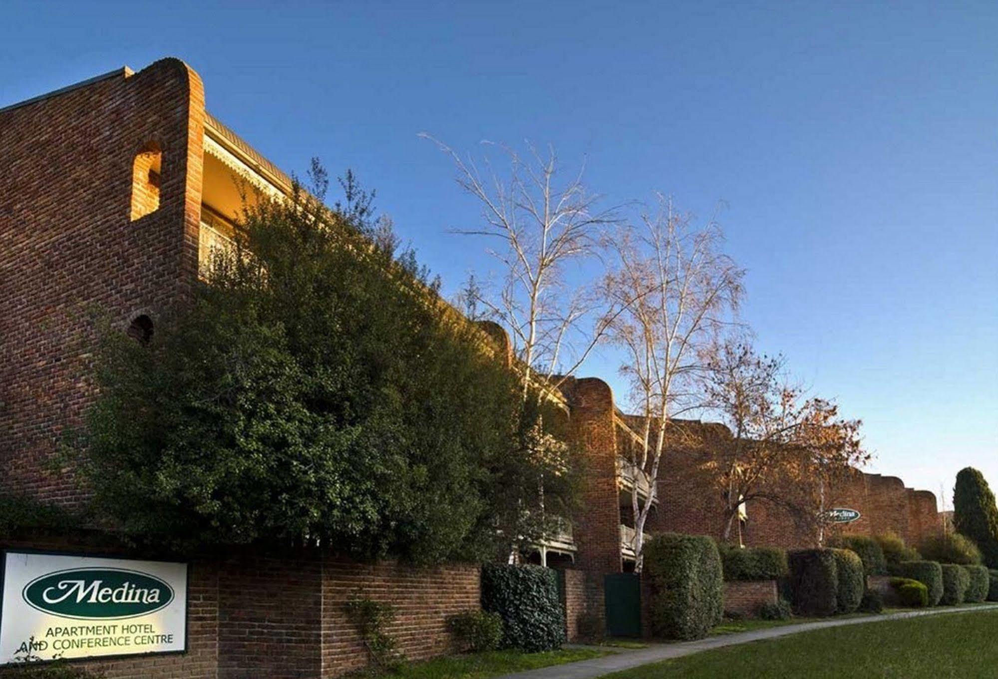 Aparthotel Adina Serviced Kingston 3*