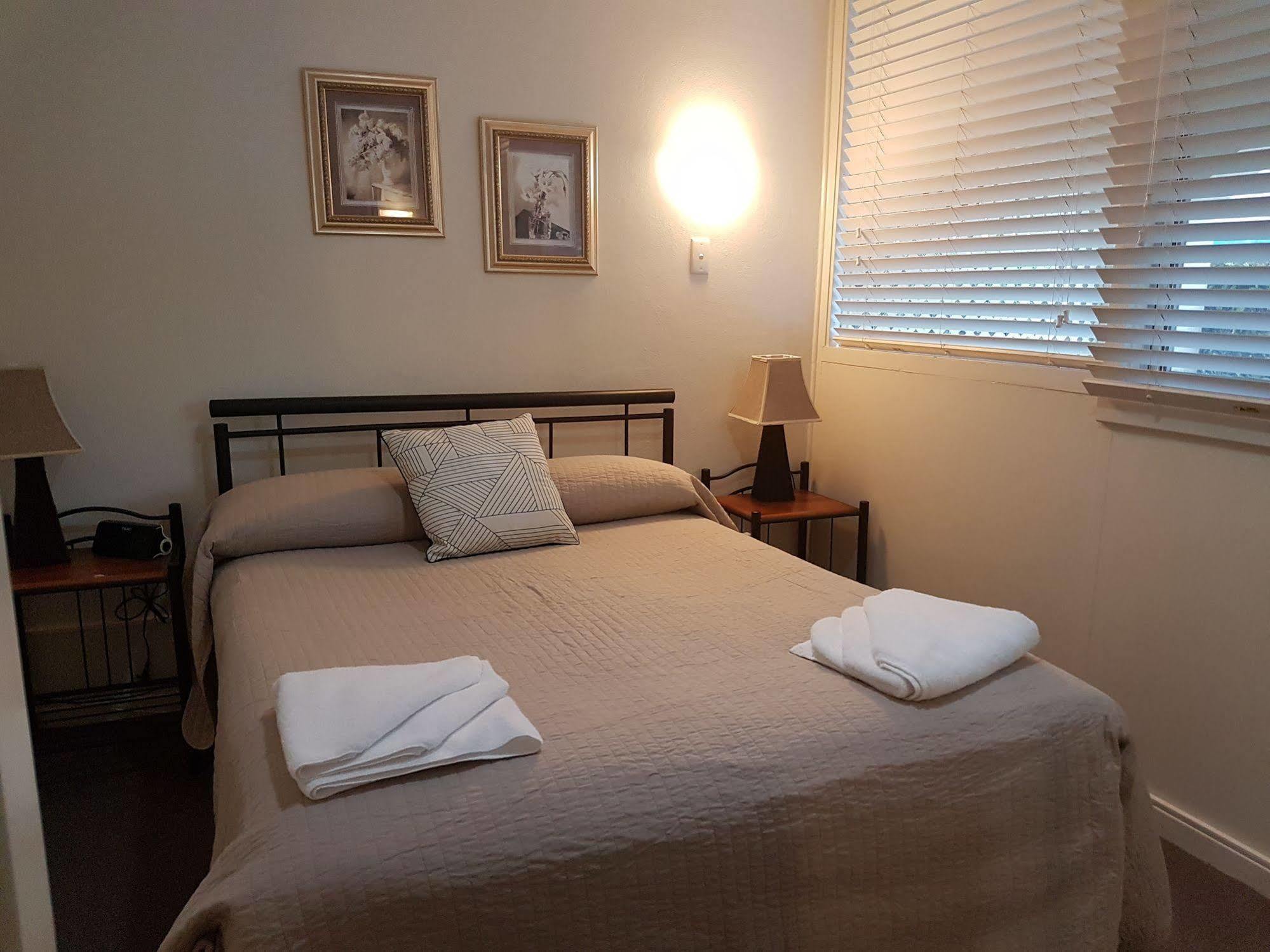 Aparthotel Short Term And 3*
